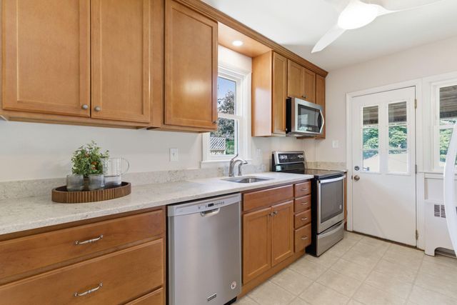 305 GRALAN RD, Catonsville, MD 21228