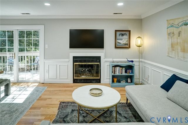 7513 Potters Ct, Richmond, VA 23225