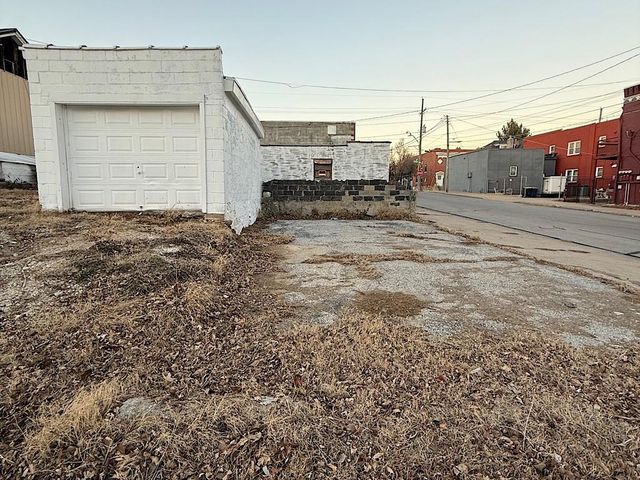 309 Ord Street, Kansas City, MO 64124