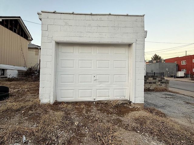 309 Ord Street, Kansas City, MO 64124