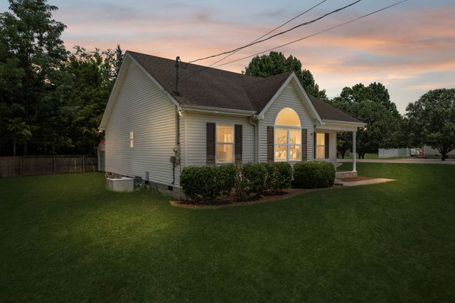 1155 Moreno Ln, Lewisburg, TN 37091