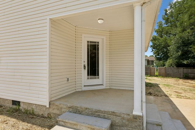 1155 Moreno Ln, Lewisburg, TN 37091