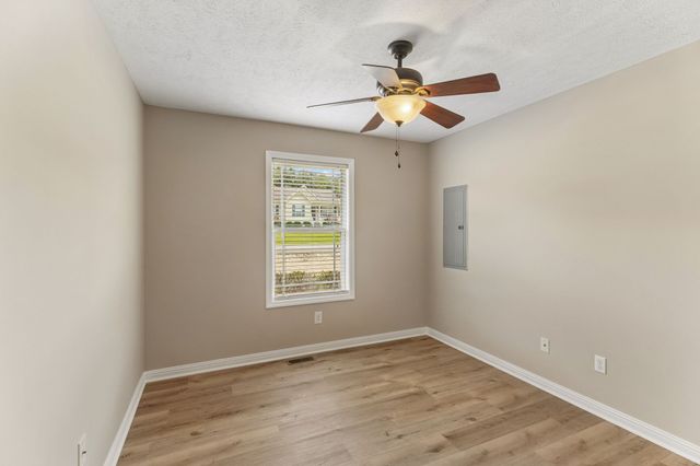 1155 Moreno Ln, Lewisburg, TN 37091