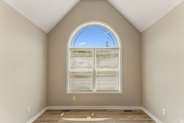 1155 Moreno Ln, Lewisburg, TN 37091