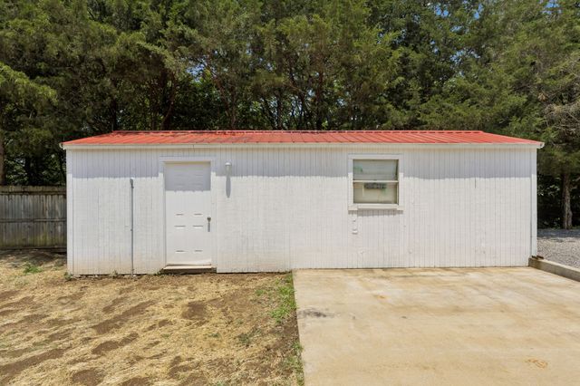 1155 Moreno Ln, Lewisburg, TN 37091
