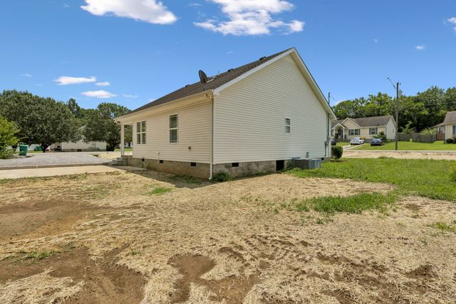 1155 Moreno Ln, Lewisburg, TN 37091
