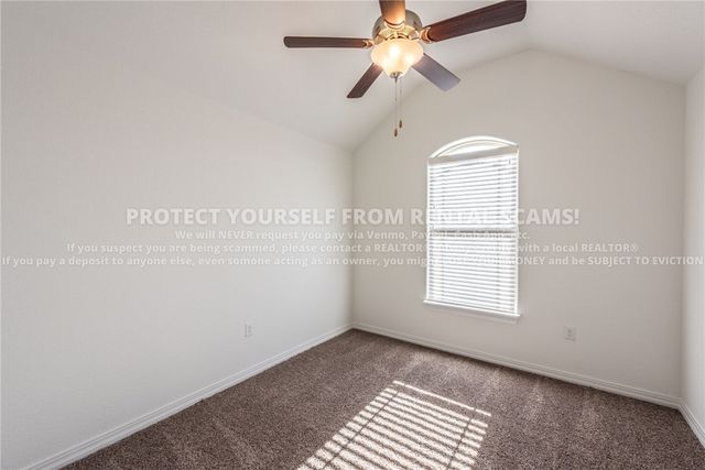 4530 W Divide Drive, Fayetteville, AR 72704