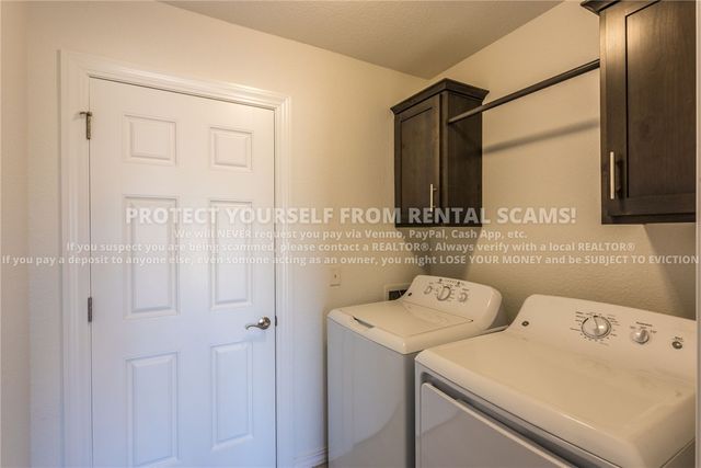 4530 W Divide Drive, Fayetteville, AR 72704