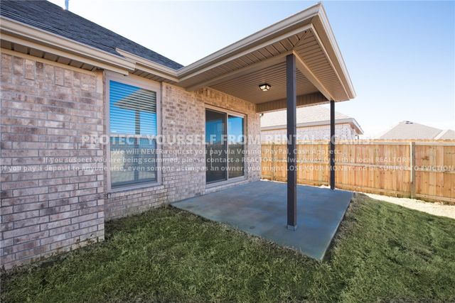 4530 W Divide Drive, Fayetteville, AR 72704