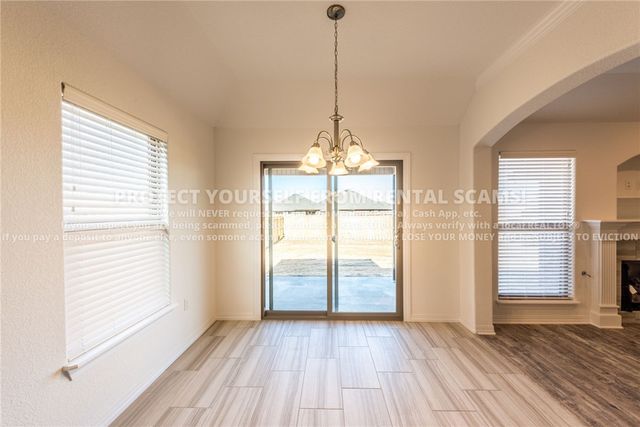 4530 W Divide Drive, Fayetteville, AR 72704