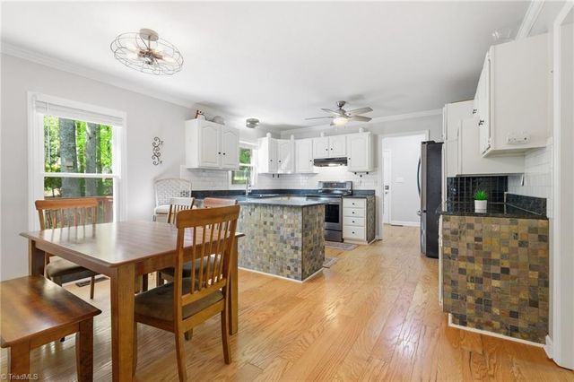 6946 August Drive, Clemmons, NC 27012