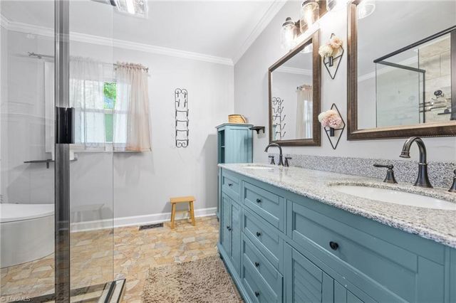 6946 August Drive, Clemmons, NC 27012