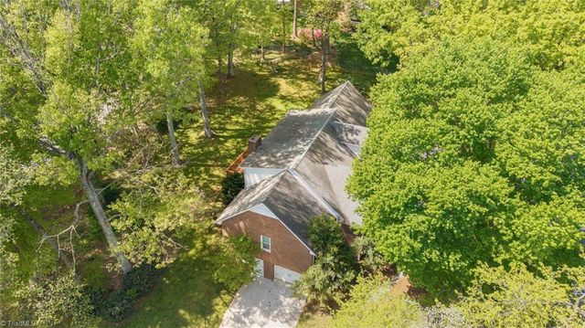 6946 August Drive, Clemmons, NC 27012