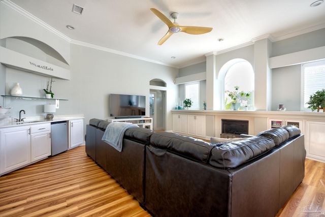 5120 Chandelle Dr, Pensacola, FL 32507