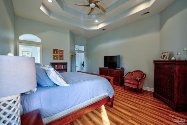 5120 Chandelle Dr, Pensacola, FL 32507