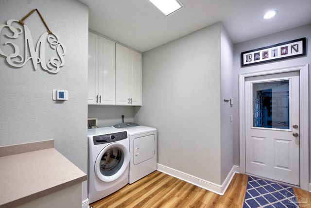 5120 Chandelle Dr, Pensacola, FL 32507