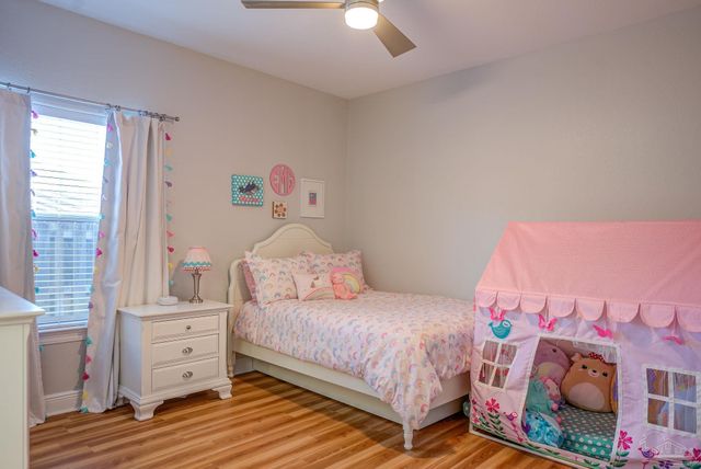 5120 Chandelle Dr, Pensacola, FL 32507