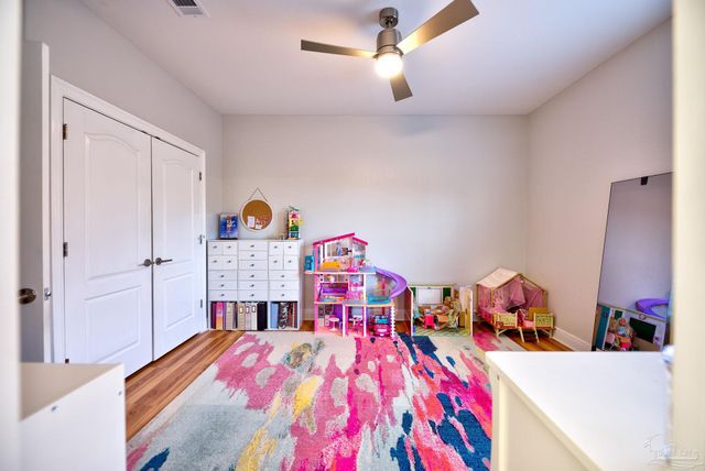 5120 Chandelle Dr, Pensacola, FL 32507