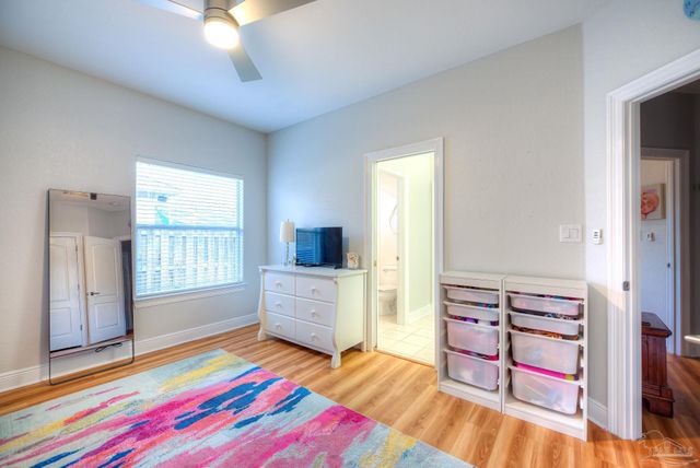 5120 Chandelle Dr, Pensacola, FL 32507