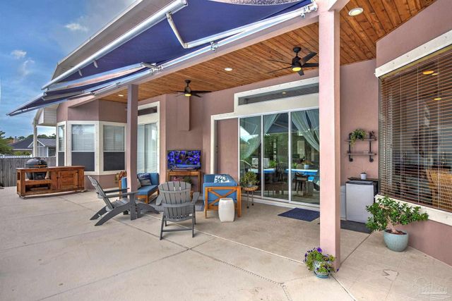 5120 Chandelle Dr, Pensacola, FL 32507