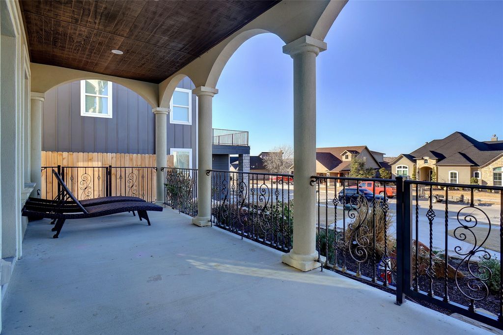 9033 Quarry Hill Court, Fort Worth, TX 76179