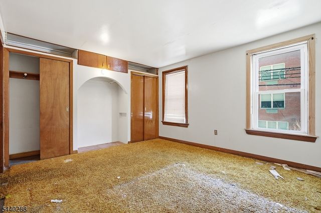 224 E 2Nd St, Bound Brook Boro, NJ 08805
