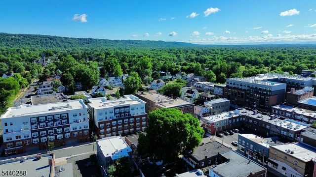 224 E 2Nd St, Bound Brook Boro, NJ 08805