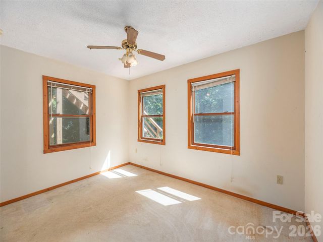 1575 Red Maple Drive, Waynesville, NC 28785