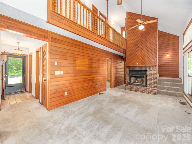 1575 Red Maple Drive, Waynesville, NC 28785