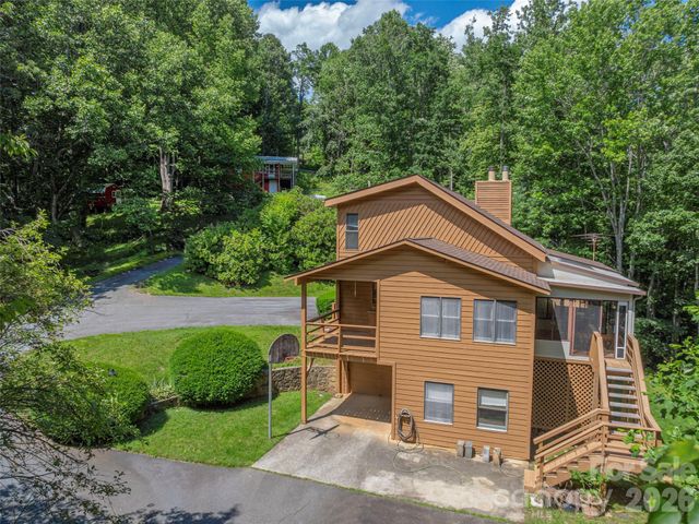 1575 Red Maple Drive, Waynesville, NC 28785