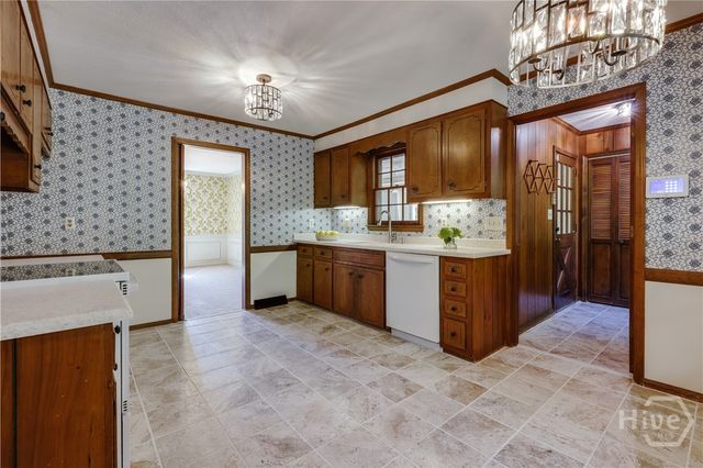 100 Robin Road, Athens, GA 30605