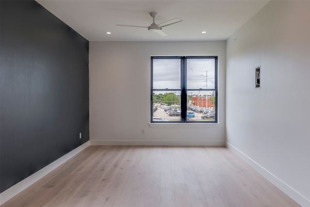 309 W Daggett Avenue 207, Fort Worth, TX 76104