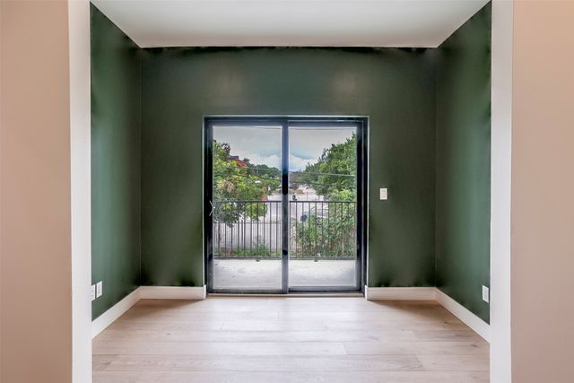 309 W Daggett Avenue 207, Fort Worth, TX 76104