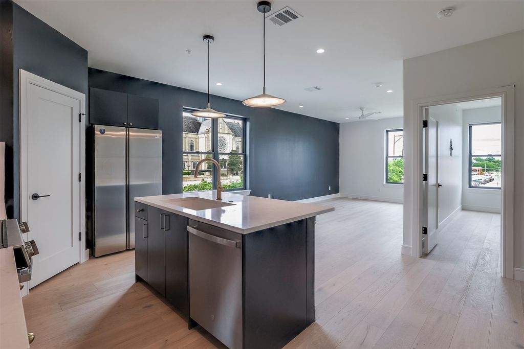 309 W Daggett Avenue 207, Fort Worth, TX 76104