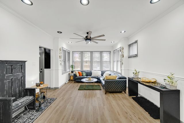 11351 S Wallace Street, Chicago, IL 60628