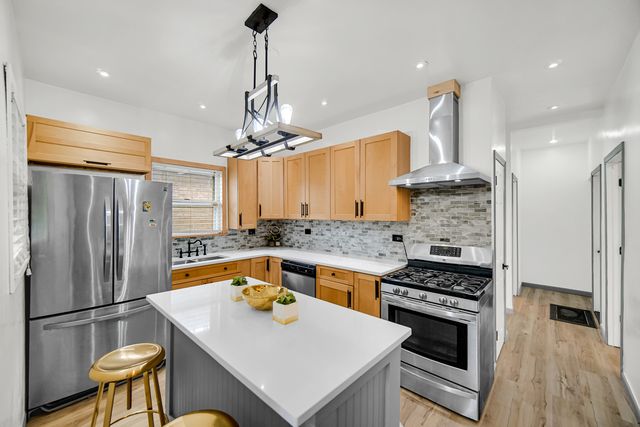 11351 S Wallace Street, Chicago, IL 60628