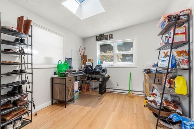 42 Farview Ave, Shrewsbury, MA 01545