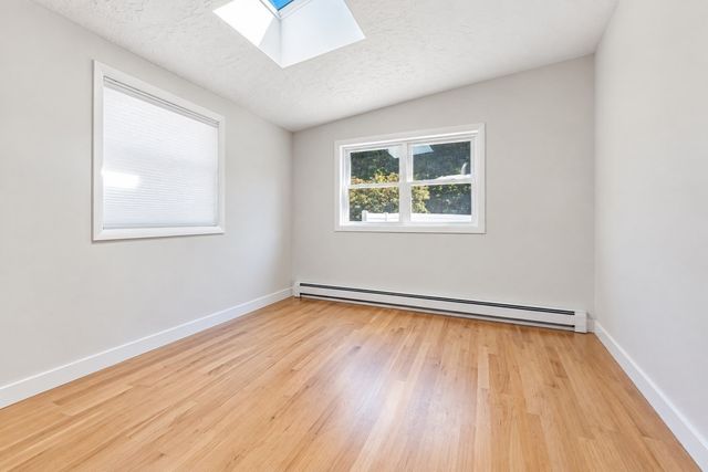 42 Farview Ave, Shrewsbury, MA 01545