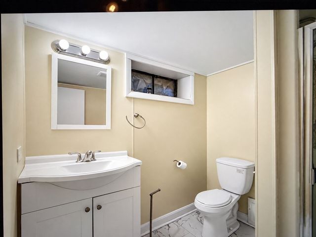 42 Farview Ave, Shrewsbury, MA 01545