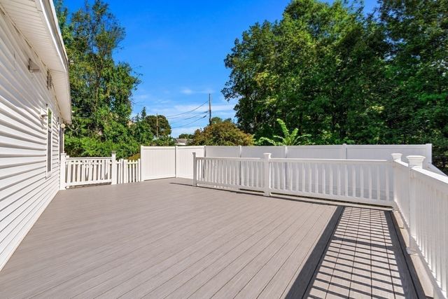 42 Farview Ave, Shrewsbury, MA 01545