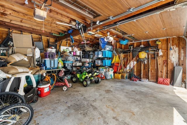 42 Farview Ave, Shrewsbury, MA 01545