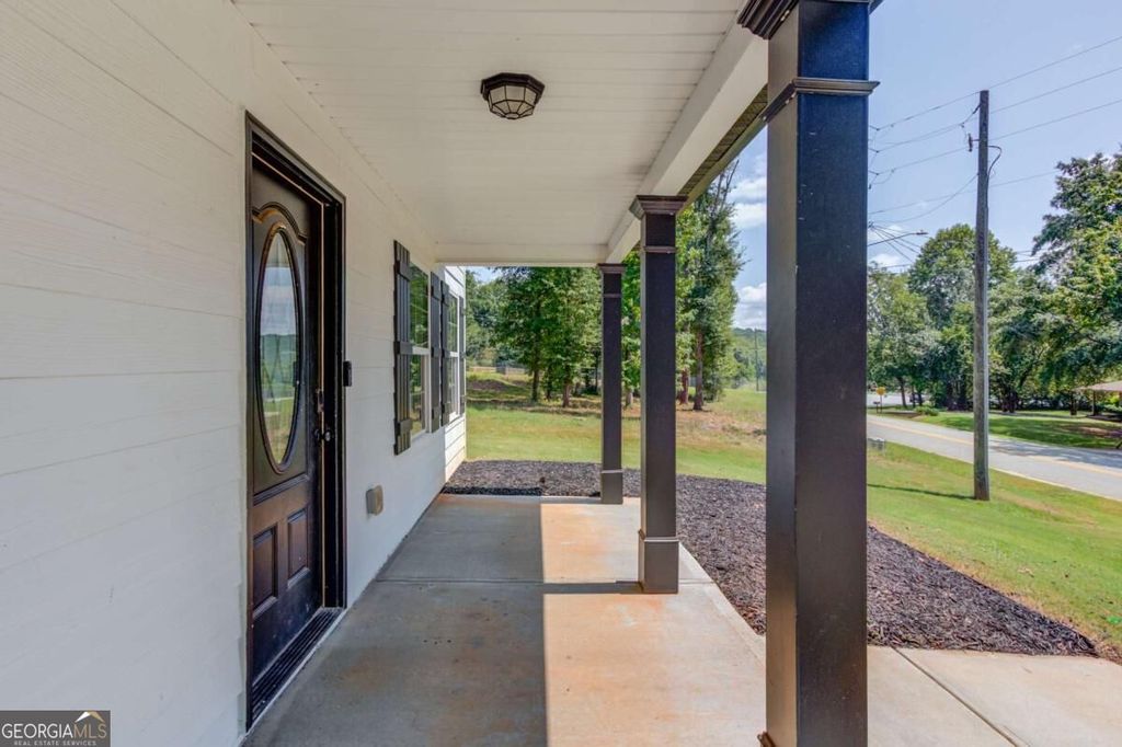 731 Peachtree Road, Jefferson, GA 30549 — photo 4