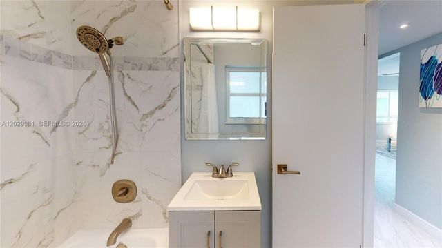 508 Hendricks Isle 3, Fort Lauderdale, FL 33301