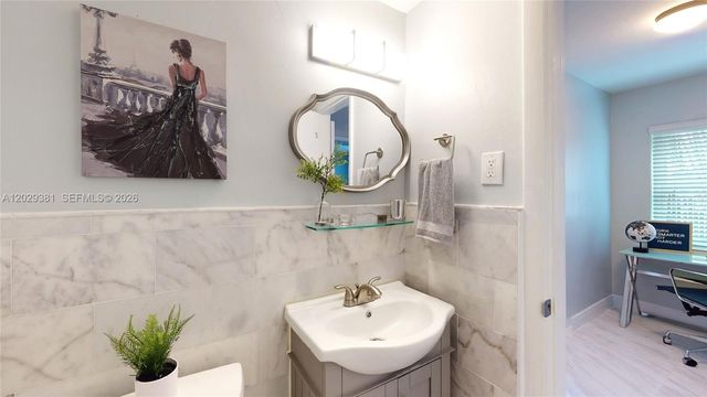 508 Hendricks Isle 3, Fort Lauderdale, FL 33301