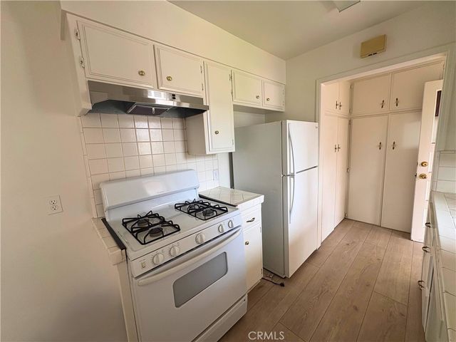 216 W D, Ontario, CA 91762