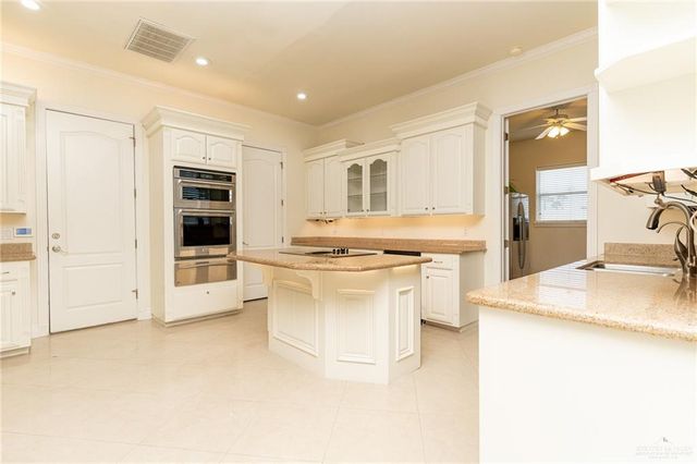 5501 N 8th Street, Mcallen, TX 78504