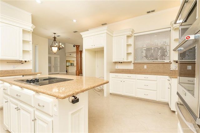 5501 N 8th Street, Mcallen, TX 78504