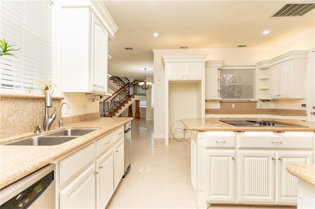 5501 N 8th Street, Mcallen, TX 78504