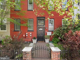 1516 10th St NW Apt 102, Washington, DC 20001