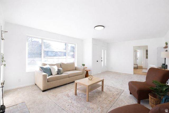 160 S 700 E, Pleasant Grove, UT 84062